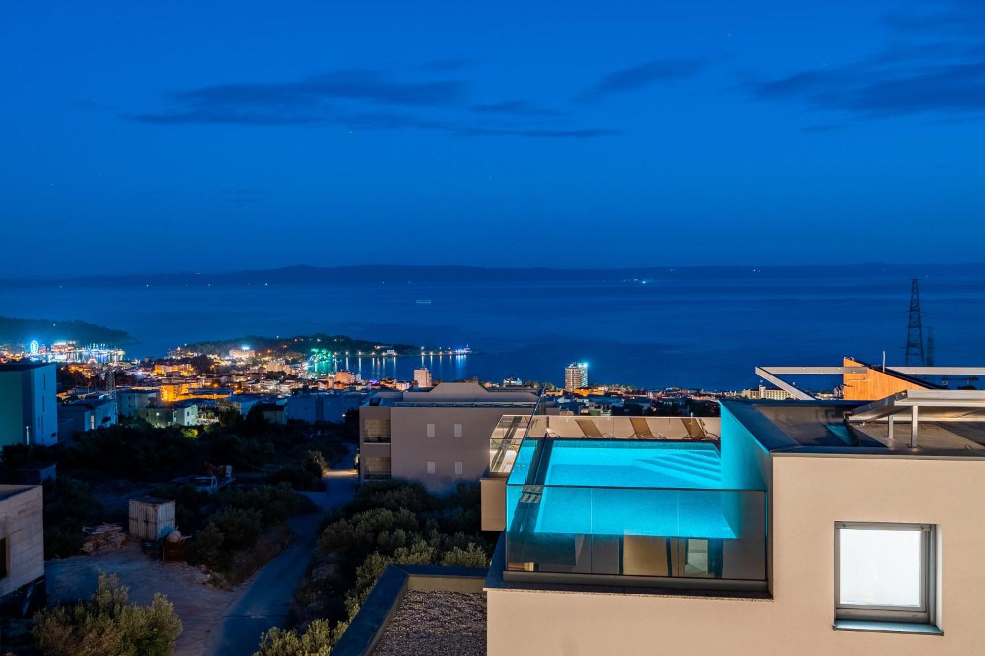 Vila Luxury Tea With Heated Pool *